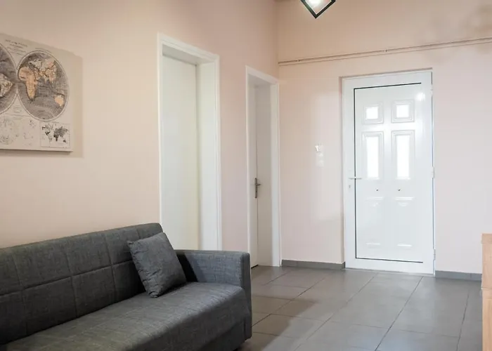 Andromachis Moneto Under Meteora Villa Kalambaka